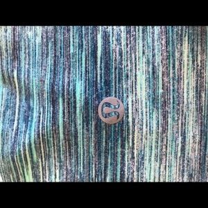 Lululemon 28” high waisted leggings Size 6